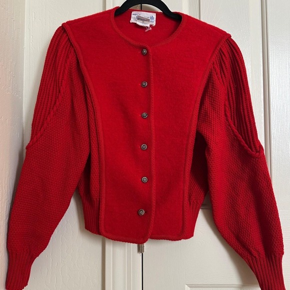 Vintage DEANS of Scotland Red 100% Wool Button Front Cardigan Sweater Medium - Picture 2 of 7